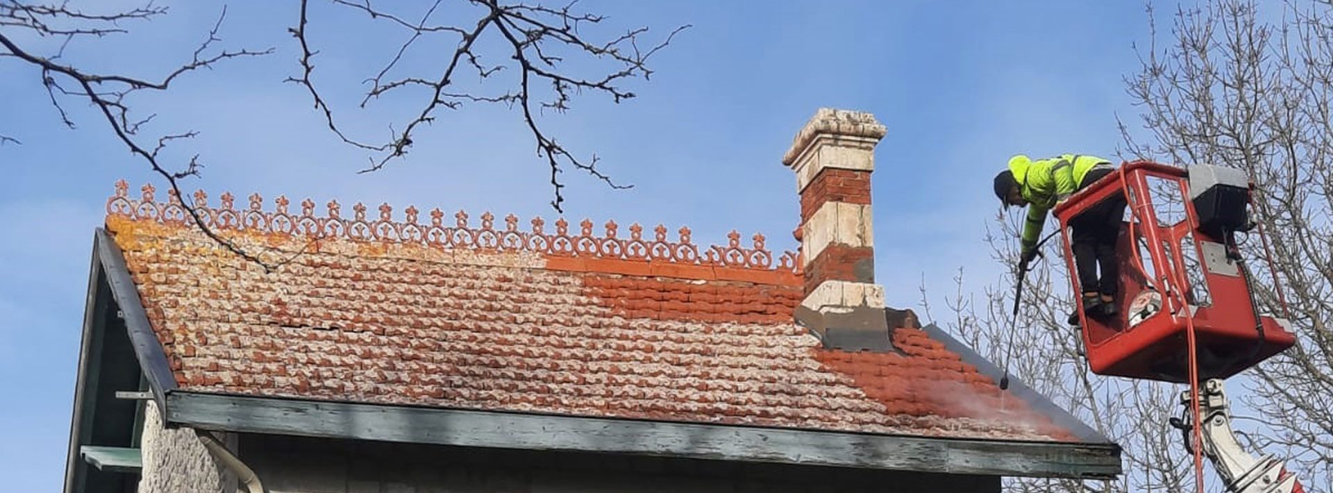 Artisan couvreur à La Couronne
